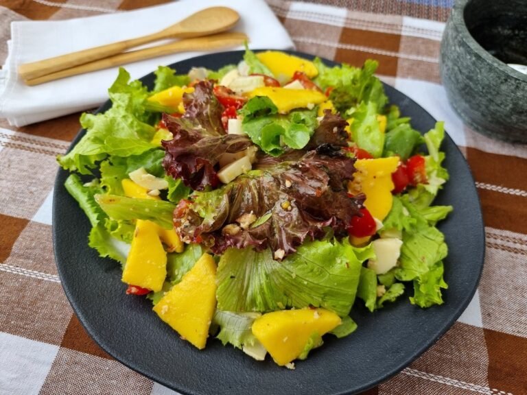 salada-tropical-rotated-1-768x576